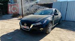 نيسان ألتيما